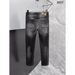 2024SS FENDI jeans that are now very popular among celebrities