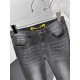 2024SS FENDI jeans that are now very popular among celebrities 2024SS FENDI jeans that are now very popular among celebrities