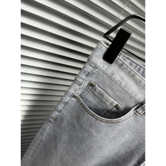 2024SS Hard-to-find items sold out in Japan FENDI Jeans 2024SS Hard-to-find items sold out in Japan FENDI Jeans