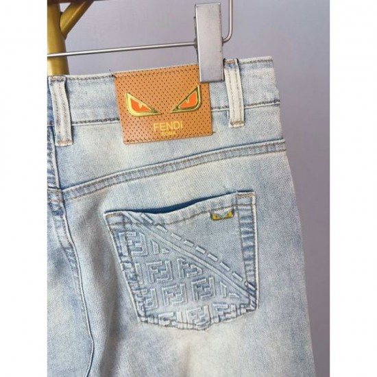 2024SS Also featured in popular fashion magazines FENDI Jeans 2024SS Also featured in popular fashion magazines FENDI Jeans