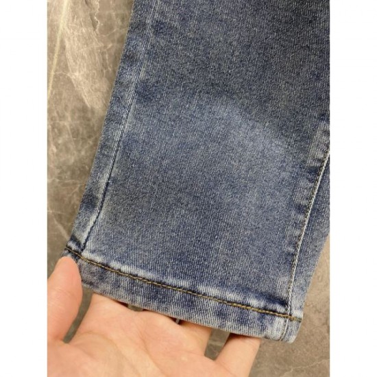 Check out the trends of the 2024SS season GUCCI Gucci jeans Check out the trends of the 2024SS season GUCCI Gucci jeans