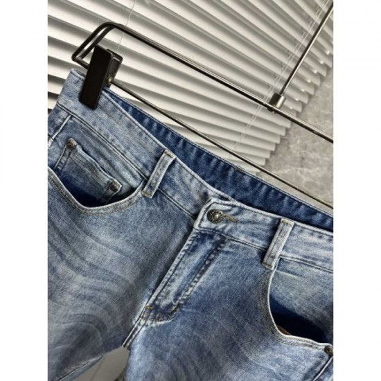 2024SS GUCCI Gucci jeans that give the impression of a fashionable expert 2024SS GUCCI Gucci jeans that give the impression of a fashionable expert