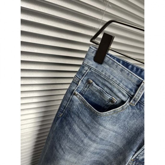 2024SS GUCCI Gucci jeans that give the impression of a fashionable expert 2024SS GUCCI Gucci jeans that give the impression of a fashionable expert