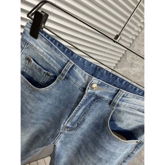 2024SS GUCCI Gucci jeans that are always sold out at the end of the year 2024SS GUCCI Gucci jeans that are always sold out at the end of the year