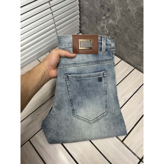 2024SS Sold out item Definitely a big hit in the summer GIVENCHY Jeans 2024SS Sold out item Definitely a big hit in the summer GIVENCHY Jeans