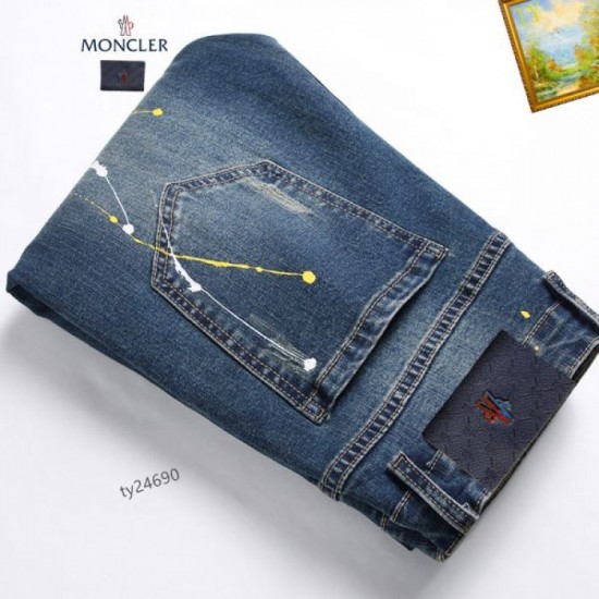 2024SS The strongest item this spring/summer MONCLER jeans 2024SS The strongest item this spring/summer MONCLER jeans