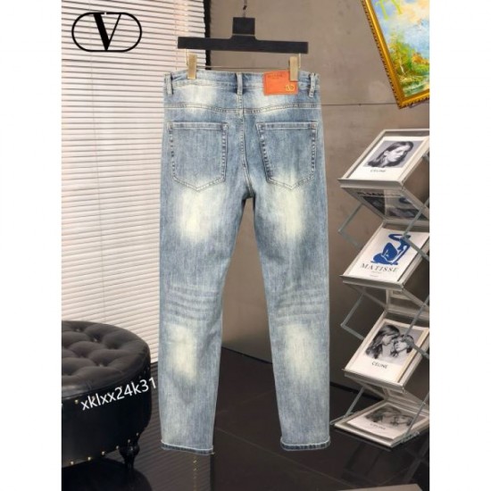 2024SS Overwhelming luxury VALENTINO jeans 2024SS Overwhelming luxury VALENTINO jeans
