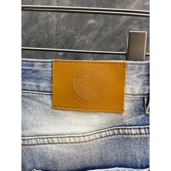 2024SS Mature atmosphere VERSACE Versace jeans 2024SS Mature atmosphere VERSACE Versace jeans