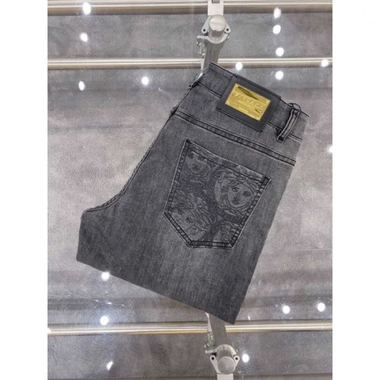 2024SS Limited Item Popular No.1 VERSACE Versace Jeans 2024SS Limited Item Popular No.1 VERSACE Versace Jeans