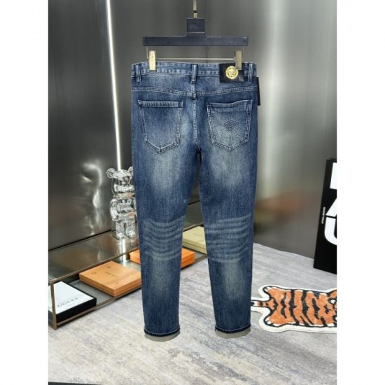 2024SS Too individualistic VERSACE Versace jeans 2024SS Too individualistic VERSACE Versace jeans