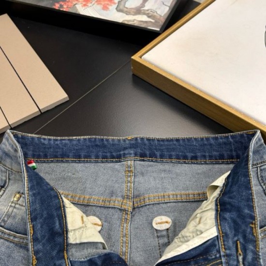 2024SS Hard to obtain item YSL Yves Saint Laurent jeans 2024SS Hard to obtain item YSL Yves Saint Laurent jeans