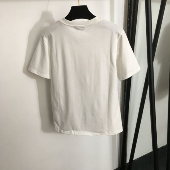 2024SS Short Sleeve T-Shirt CHANEL Chanel A rush of fans aiming for the new summer product 2024SS Short Sleeve T-Shirt CHANEL Chanel A rush of fans aiming for the new summer product