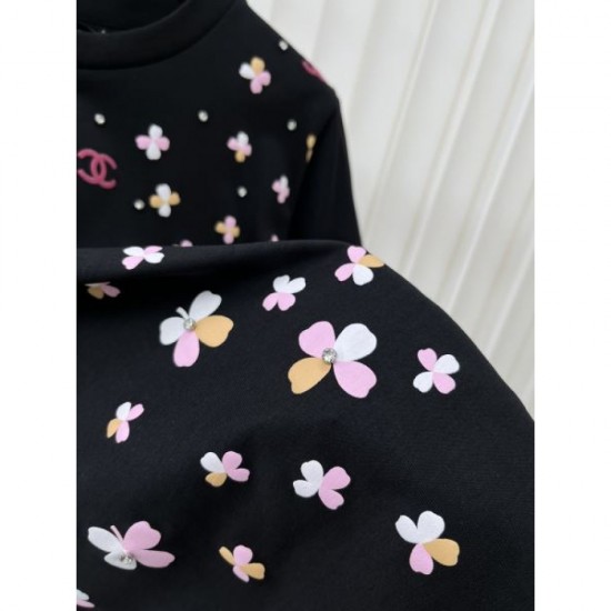 2024SS Short Sleeve T-shirt CHANEL Perfect for summer outings 2024SS Short Sleeve T-shirt CHANEL Perfect for summer outings