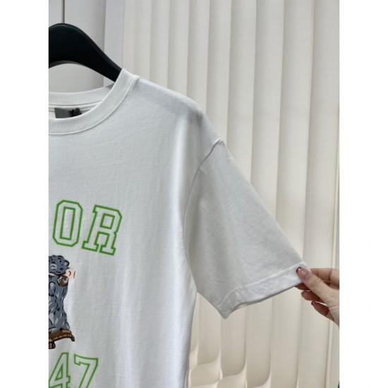 2024SS Short Sleeve T-shirt DIOR Great for changing seasons 2024SS Short Sleeve T-shirt DIOR Great for changing seasons