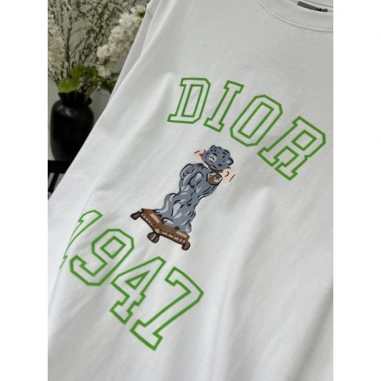 2024SS Short Sleeve T-shirt DIOR Great for changing seasons 2024SS Short Sleeve T-shirt DIOR Great for changing seasons