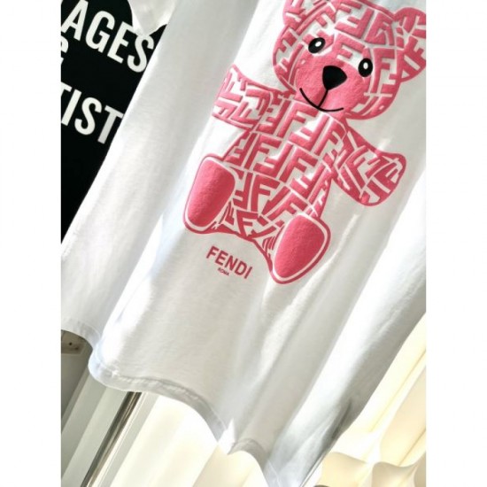 2024SS Short Sleeve T-shirt FENDI This year's latest trend 2024SS Short Sleeve T-shirt FENDI This year's latest trend