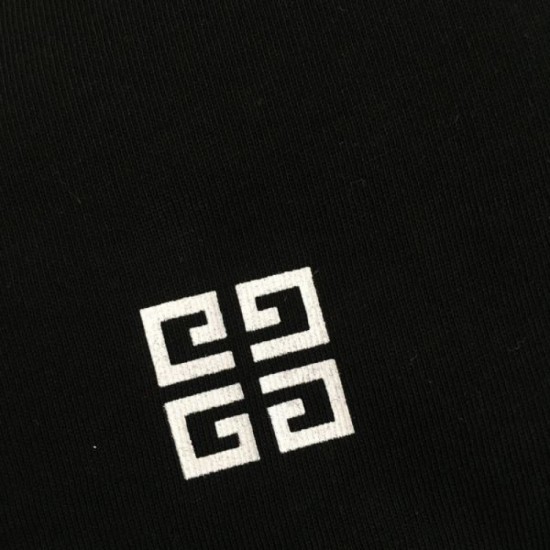 2024SS Short Sleeve T-shirt GIVENCHY Cool Item 2024SS Short Sleeve T-shirt GIVENCHY Cool Item