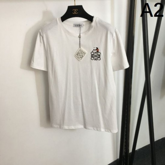 2024SS Short Sleeve T-shirt LOEWE Popular new item that is definitely recommended 2024SS Short Sleeve T-shirt LOEWE Popular new item that is definitely recommended