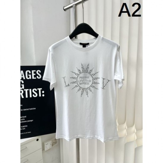 2024SS Short Sleeve T-shirt LOUIS VUITTON I definitely want to buy it 2024SS Short Sleeve T-shirt LOUIS VUITTON I definitely want to buy it