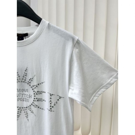 2024SS Short Sleeve T-shirt LOUIS VUITTON I definitely want to buy it 2024SS Short Sleeve T-shirt LOUIS VUITTON I definitely want to buy it