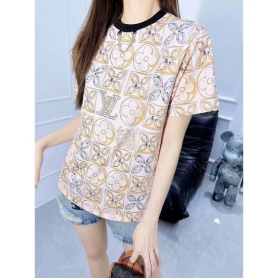 2024SS Short Sleeve T-shirt LOUIS VUITTON Popular model favorite 2024SS Short Sleeve T-shirt LOUIS VUITTON Popular model favorite