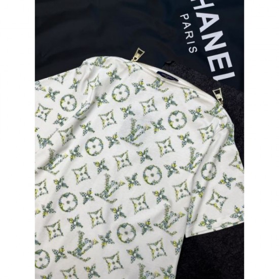 2024SS Short Sleeve T-shirt LOUIS VUITTON Louis Vuitton Sale Hurry! 2024SS Short Sleeve T-shirt LOUIS VUITTON Louis Vuitton Sale Hurry!