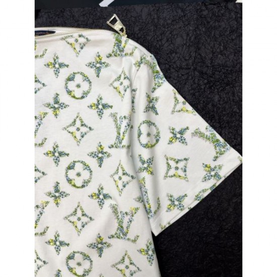 2024SS Short Sleeve T-shirt LOUIS VUITTON Louis Vuitton Sale Hurry! 2024SS Short Sleeve T-shirt LOUIS VUITTON Louis Vuitton Sale Hurry!
