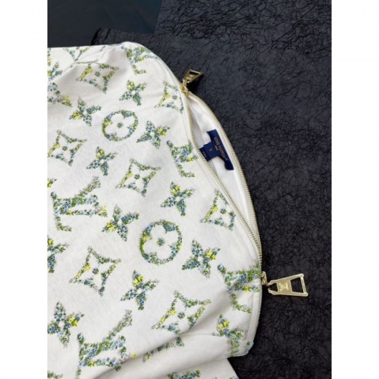 2024SS Short Sleeve T-shirt LOUIS VUITTON Louis Vuitton Sale Hurry! 2024SS Short Sleeve T-shirt LOUIS VUITTON Louis Vuitton Sale Hurry!