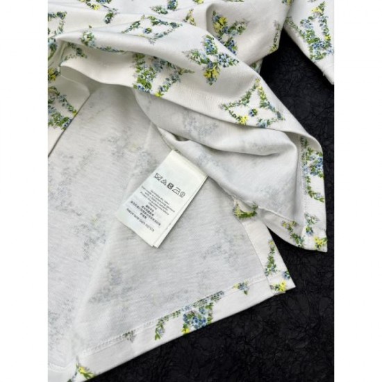2024SS Short Sleeve T-shirt LOUIS VUITTON Louis Vuitton Sale Hurry! 2024SS Short Sleeve T-shirt LOUIS VUITTON Louis Vuitton Sale Hurry!
