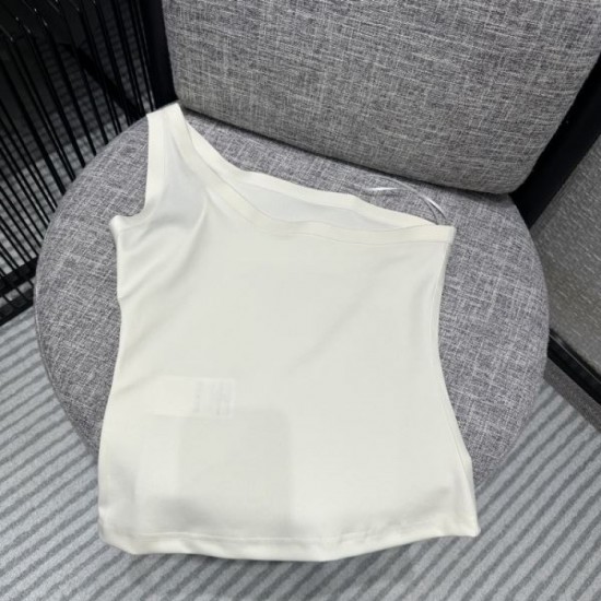 2024SS Waistcoat LOUIS VUITTON Louis Vuitton A staple for summer 2024SS Waistcoat LOUIS VUITTON Louis Vuitton A staple for summer