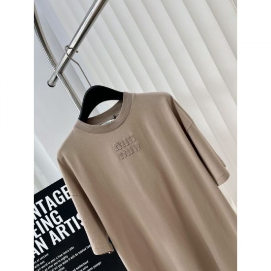 2024SS short sleeve T-shirt MIU MIU now available at new price! 2024SS short sleeve T-shirt MIU MIU now available at new price!