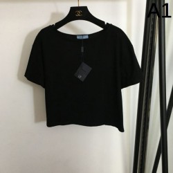 2024SS Short Sleeve T-shirt PRADA This season has a fashionable feel