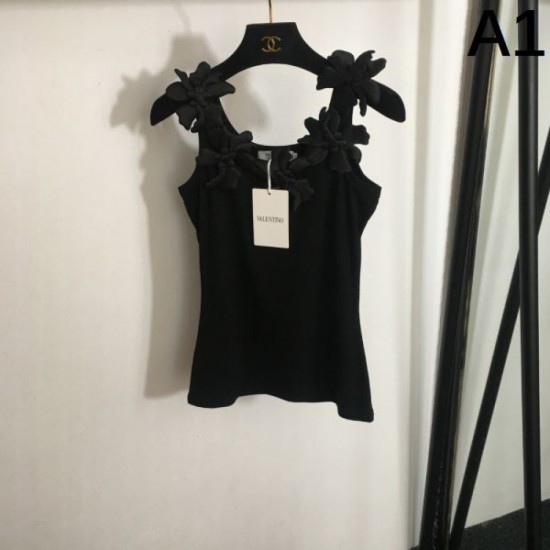 2024SS Camisole VALENTINO Very popular overseas 2024SS Camisole VALENTINO Very popular overseas