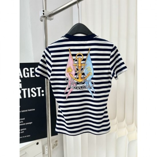 2024SS Short Sleeve T-shirt VERSACE Now attracting attention 2024SS Short Sleeve T-shirt VERSACE Now attracting attention