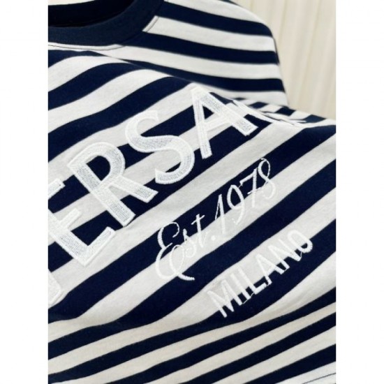 2024SS short sleeve T-shirt VERSACE Both are popular 2024SS short sleeve T-shirt VERSACE Both are popular
