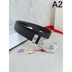 GIVENCHY New spring/summer 2024SS belt that is attracting a lot of attention
