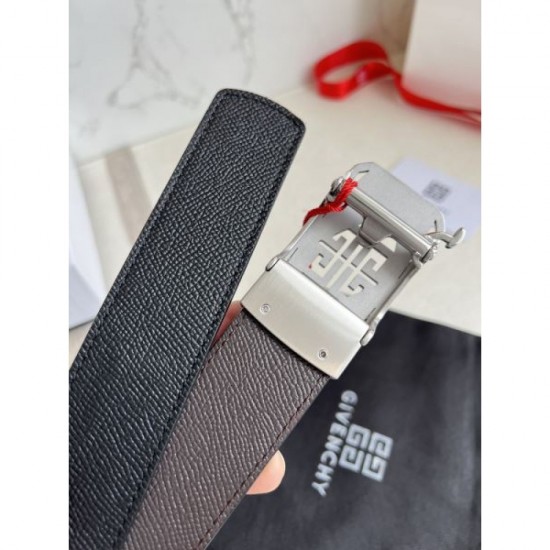 GIVENCHY New spring/summer 2024SS belt that is attracting a lot of attention GIVENCHY New spring/summer 2024SS belt that is attracting a lot of attention