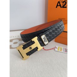 HERMES 2024SS belt that gives you a youthful impression and a lively look