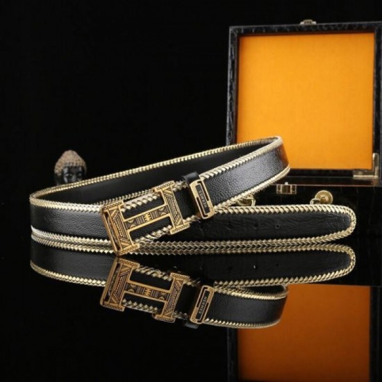 HERMES This season's style is to incorporate the 2024SS belt into Hermes clothing. HERMES This season's style is to incorporate the 2024SS belt into Hermes clothing.
