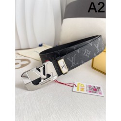 LOUIS VUITTON Louis Vuitton is attracting attention now 2024SS belt