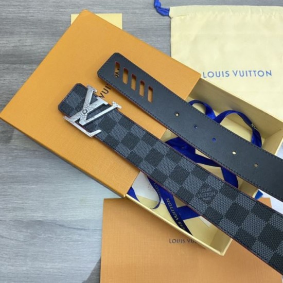 LOUIS VUITTON Vest item 2024SS Belt LOUIS VUITTON Vest item 2024SS Belt