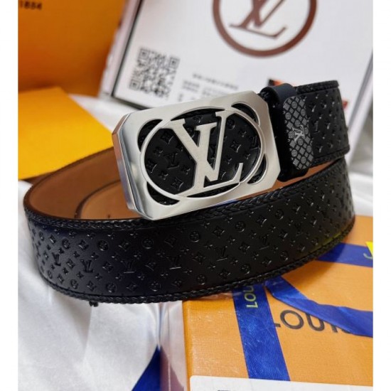 LOUIS VUITTON Don't miss this summer's new item 2024SS belt LOUIS VUITTON Don't miss this summer's new item 2024SS belt