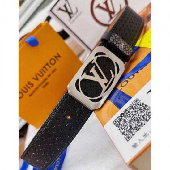 LOUIS VUITTON Don't miss this summer's new item 2024SS belt LOUIS VUITTON Don't miss this summer's new item 2024SS belt