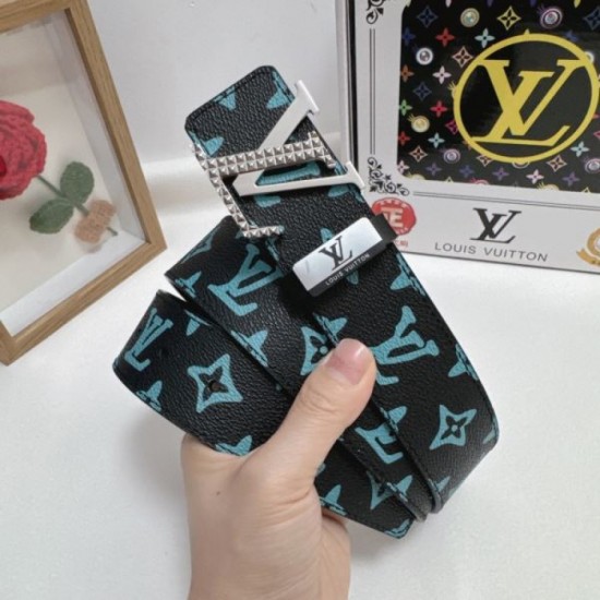 LOUIS VUITTON Louis Vuitton 2024SS belt you can definitely get LOUIS VUITTON Louis Vuitton 2024SS belt you can definitely get