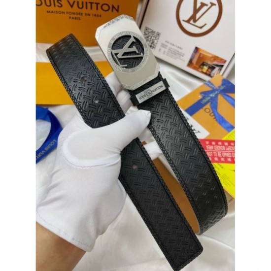 LOUIS VUITTON At the cutting edge of trends 2024SS belt LOUIS VUITTON At the cutting edge of trends 2024SS belt