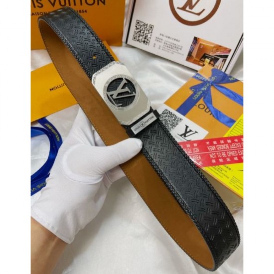 LOUIS VUITTON At the cutting edge of trends 2024SS belt LOUIS VUITTON At the cutting edge of trends 2024SS belt