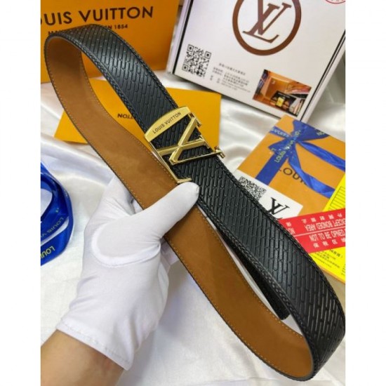 LOUIS VUITTON 2024SS Belt with a mature and sexy impression LOUIS VUITTON 2024SS Belt with a mature and sexy impression