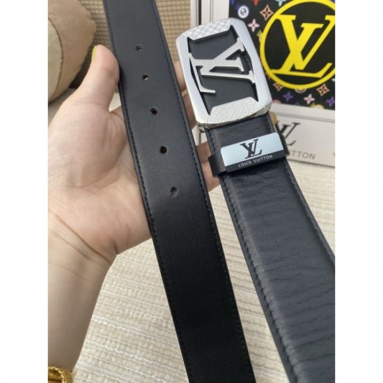 LOUIS VUITTON Mature design 2024SS belt LOUIS VUITTON Mature design 2024SS belt