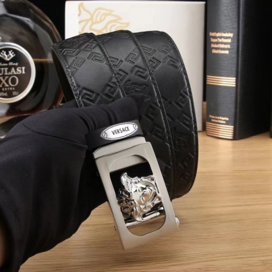VERSACE Versace 2024SS belt, especially popular this spring/summer season VERSACE Versace 2024SS belt, especially popular this spring/summer season