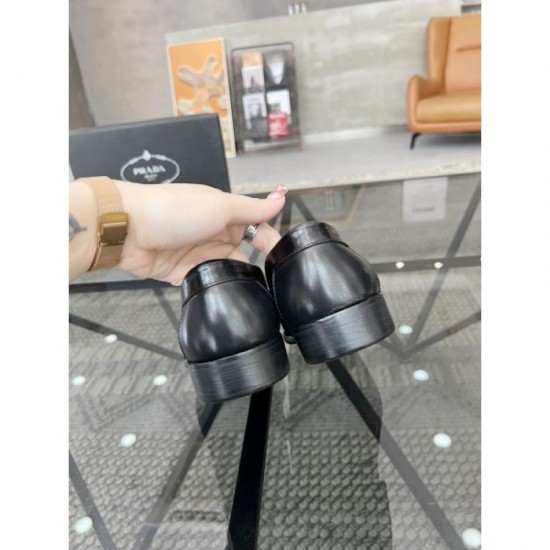 2024FW Men's Business Shoes PRADA Prada Cooler than it looks 2024FW Men's Business Shoes PRADA Prada Cooler than it looks